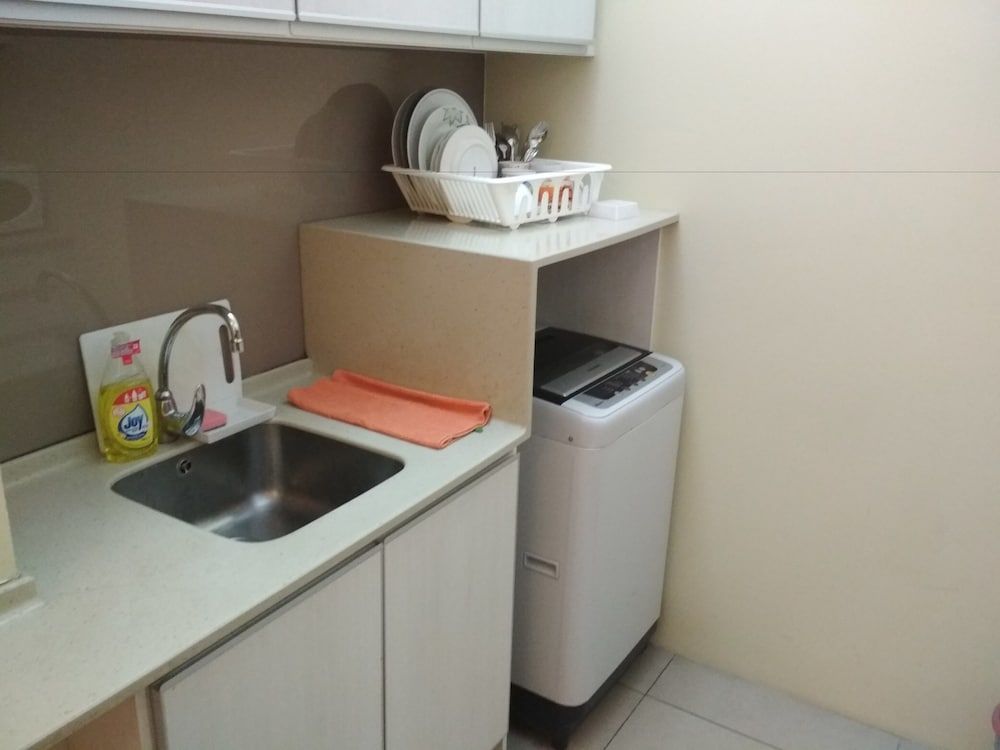 undefined Queens Service Suite at Swiss Garden Residences 10