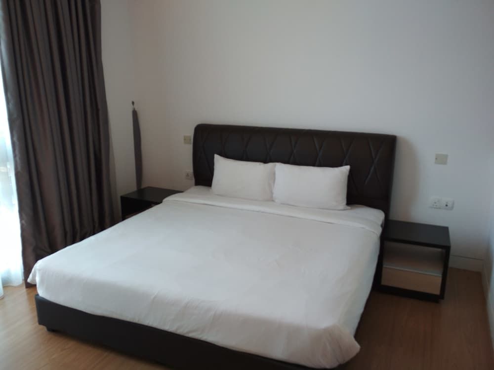Three Bedrooms Suite