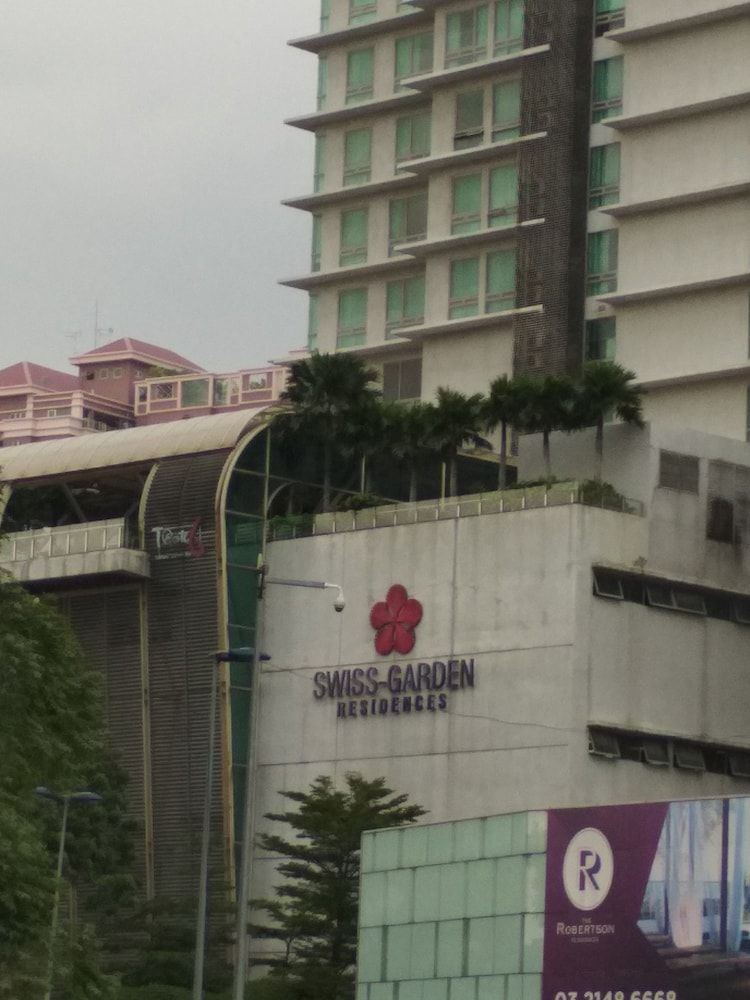 undefined Queens Service Suite at Swiss Garden Residences 4