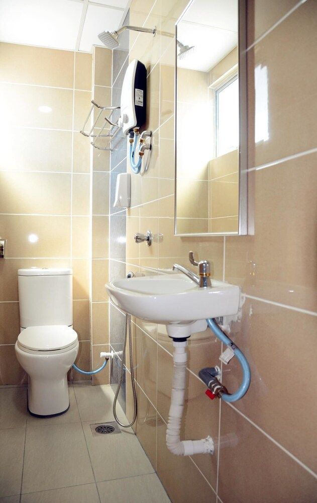 Hotel Sri Rembia Deluxe Room 6