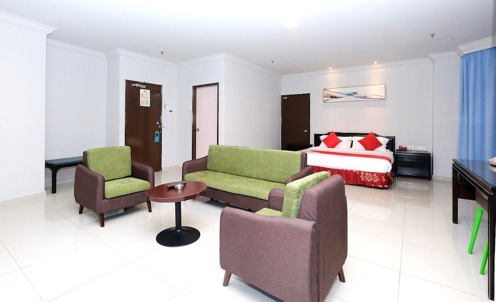 Deluxe Suite