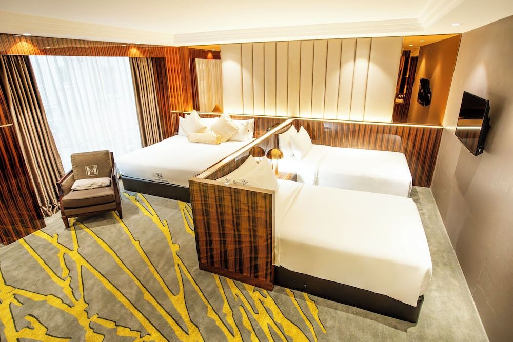 undefined Moty Hotel 4