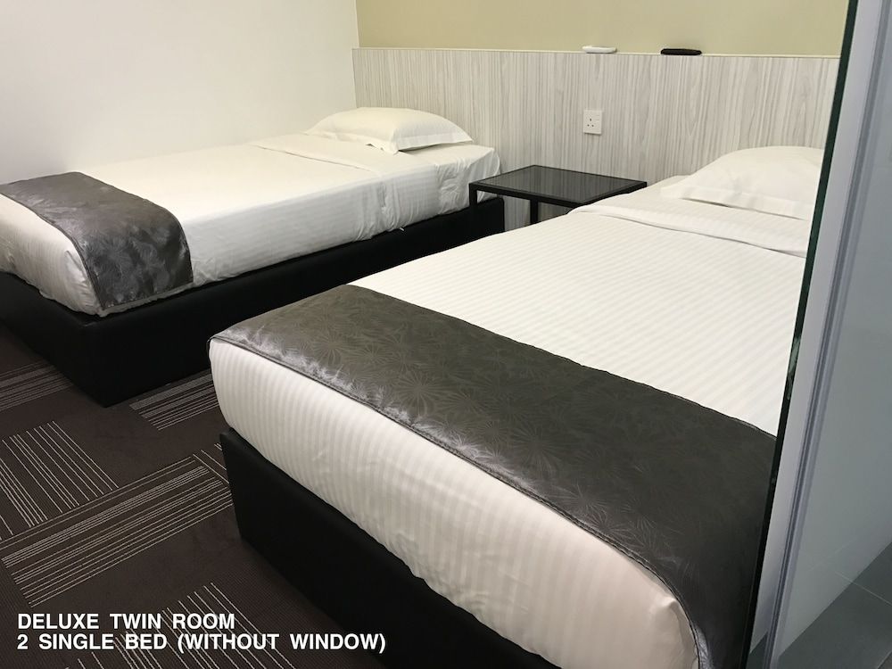 kimal hotel kamunting Deluxe Twin Room, No Windows