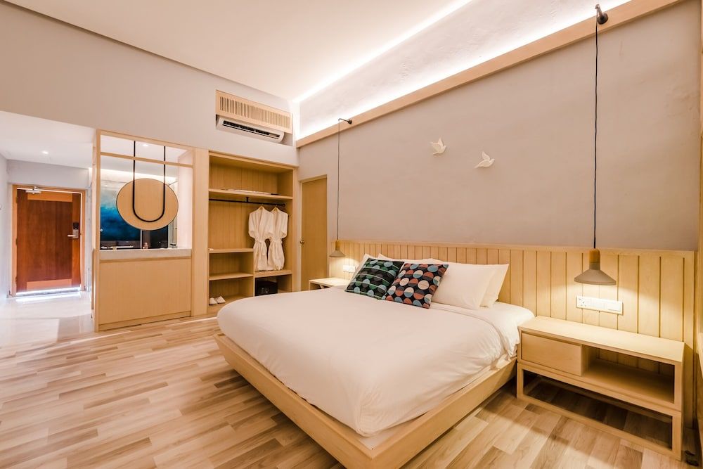 Tien Hotel Courtyard Suite 5