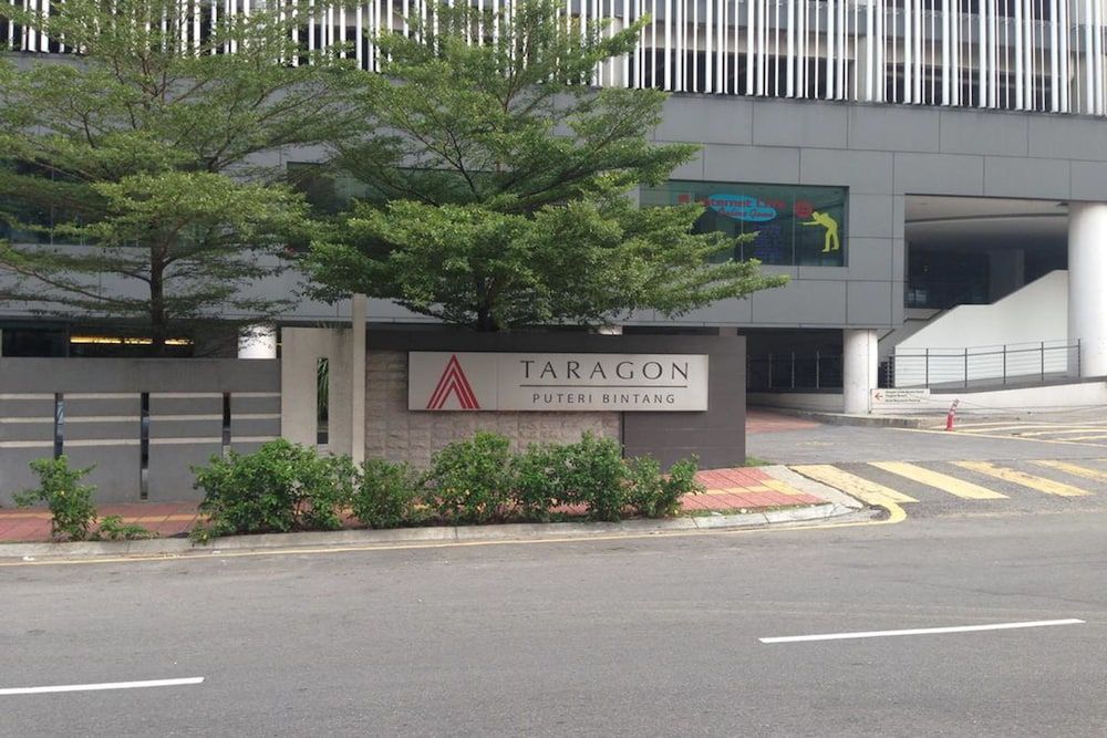 undefined Royal Apartments at Taragon KL 5