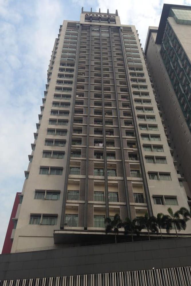 undefined Royal Apartments at Taragon KL 8