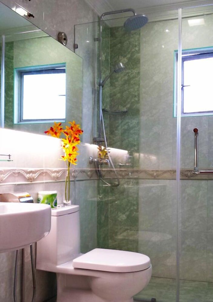 Tai Ichi Hotel Deluxe Double Room 9