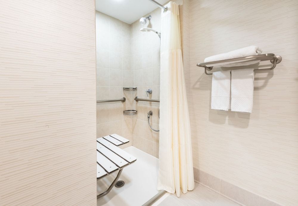 Suite, 1 King Bed, Accessible (Mobility & Hearing, Roll-in Shower)