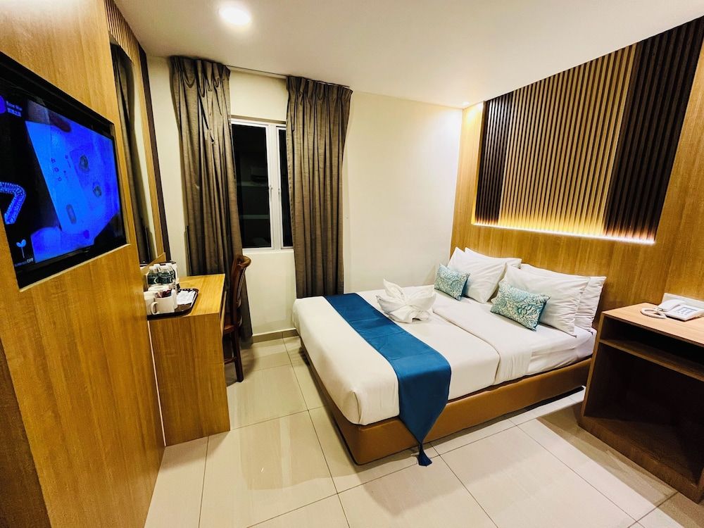 undefined City Central Hotel 6