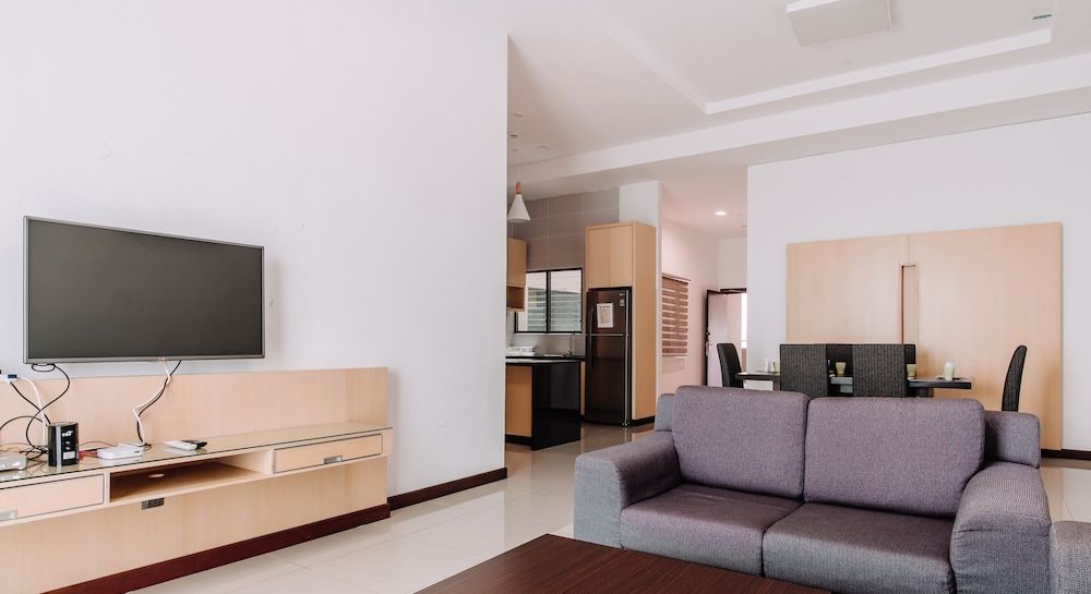 Imperial Suites Serviced Apartment 5 Bedrooms Penthouse Suite 22