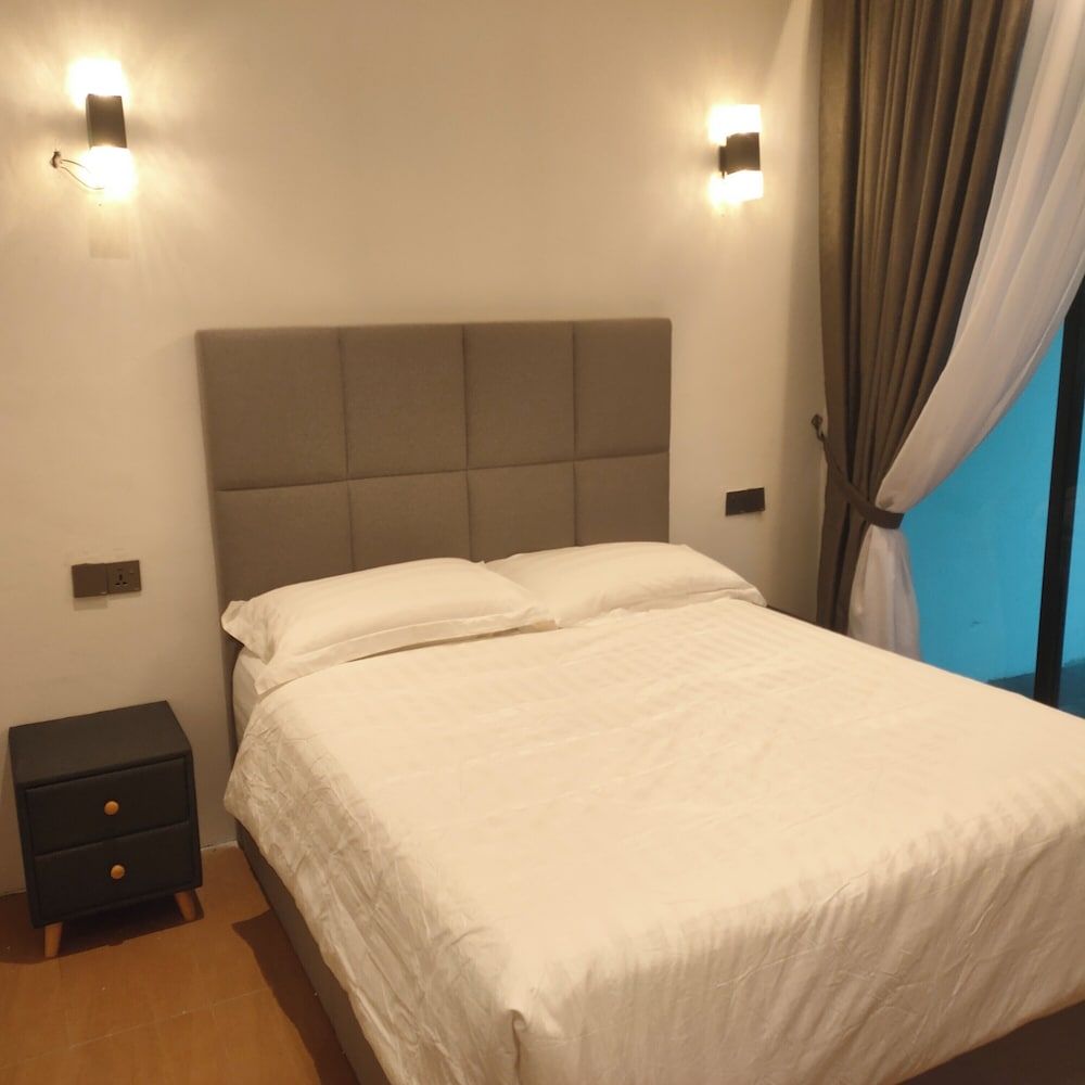 Empire Hotels & Resorts Executive Double Room