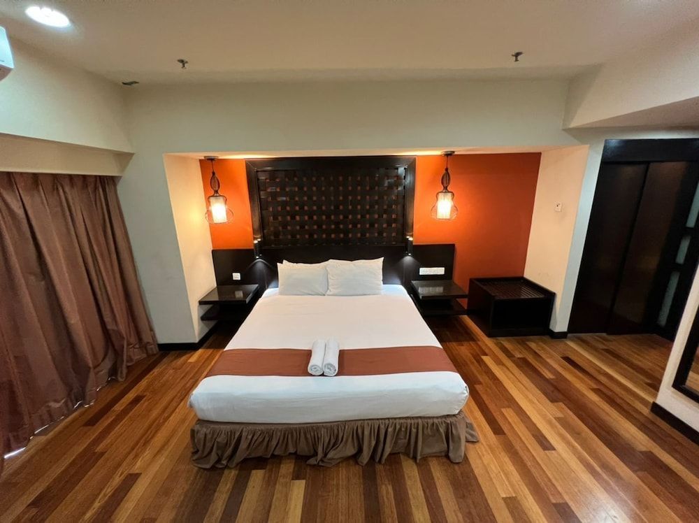 undefined Raintree Resort suites at Bandar Sunway 3