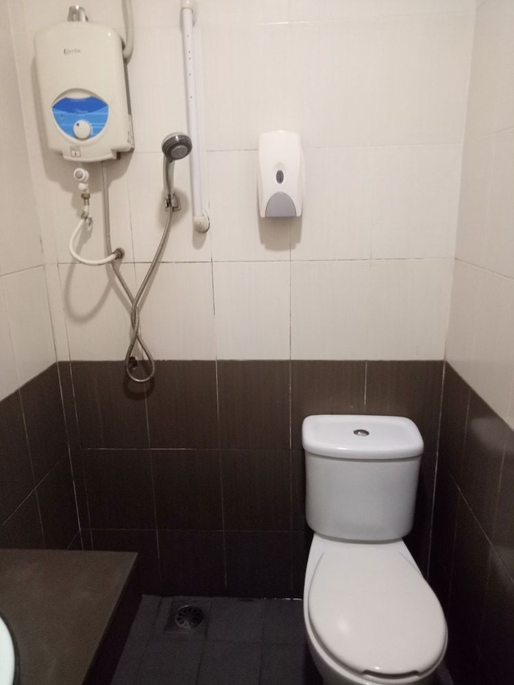 Sai Villa Hotel Standard Double Room 4