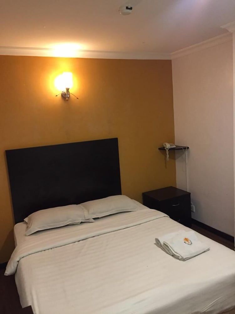 Sai Villa Hotel Standard Double Room 2