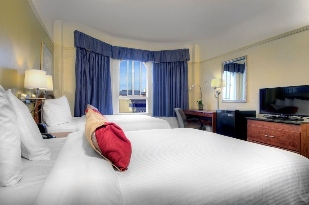 undefined Monarch Hotel 8