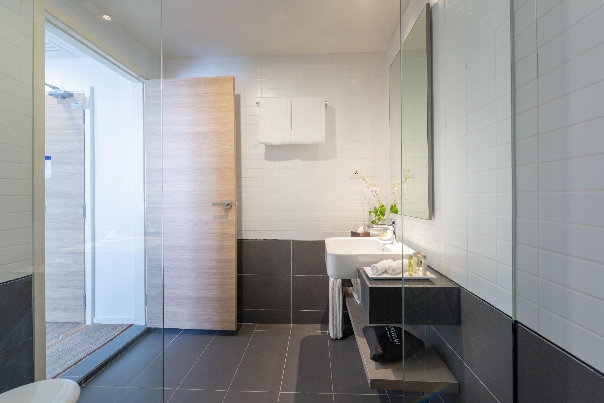 Single Guest Room