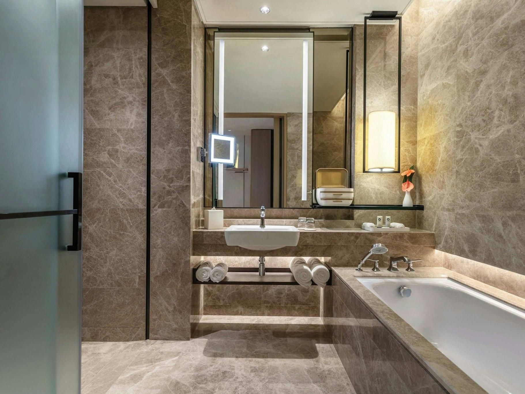 Luxury Premium Heritage View Room,2 Single Beds