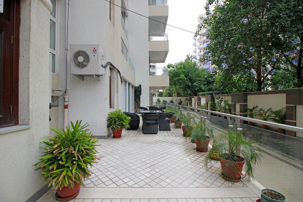 undefined Gazebo Inn & Suites 9