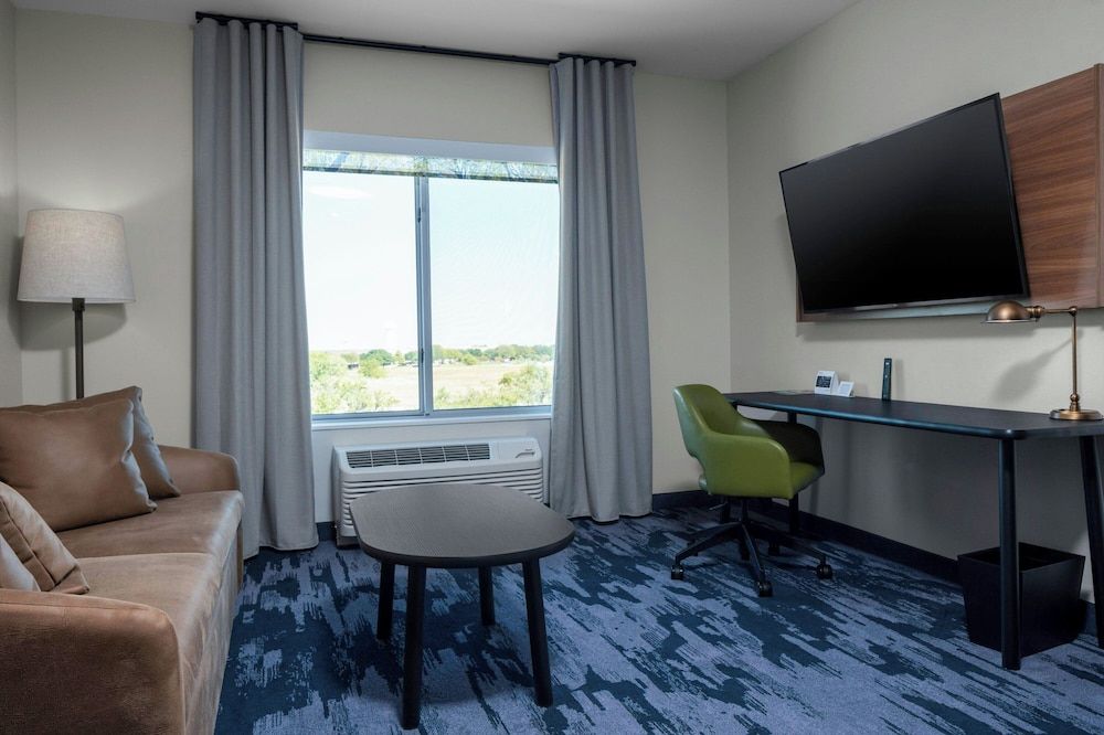 Suite, 1 King Bed with Sofa bed, City View (Mobility Accessible, Roll-In Shower)