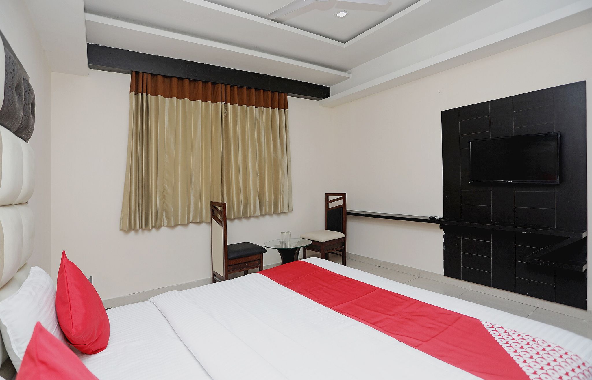 Hotel O Subhadra Residency Deluxe Room 4