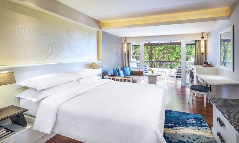 Sheraton Samui Resort Room, 1 King Bed, Balcony 3