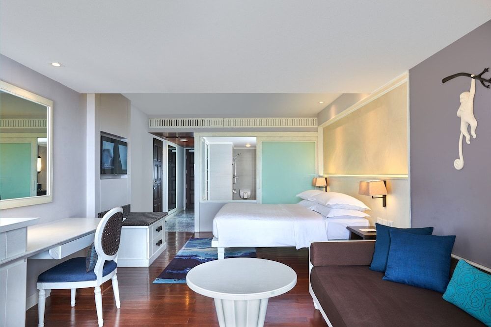 Sheraton Samui Resort Room, 1 King Bed, Balcony 5