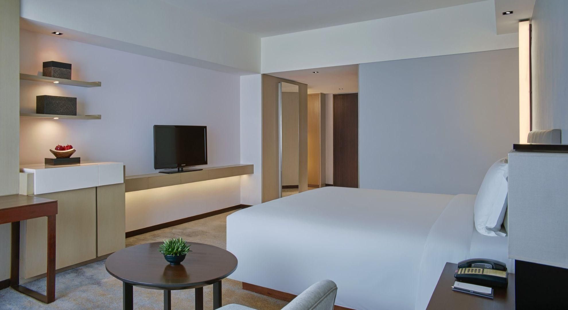 undefined New World Makati Hotel 5