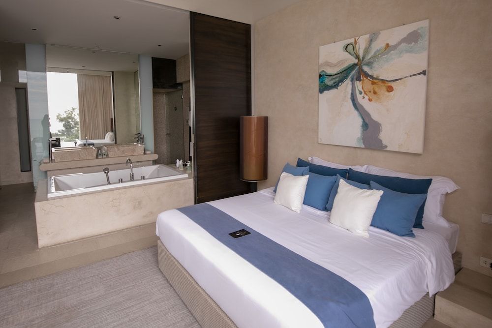 1-Bedroom Sky Pool Villa