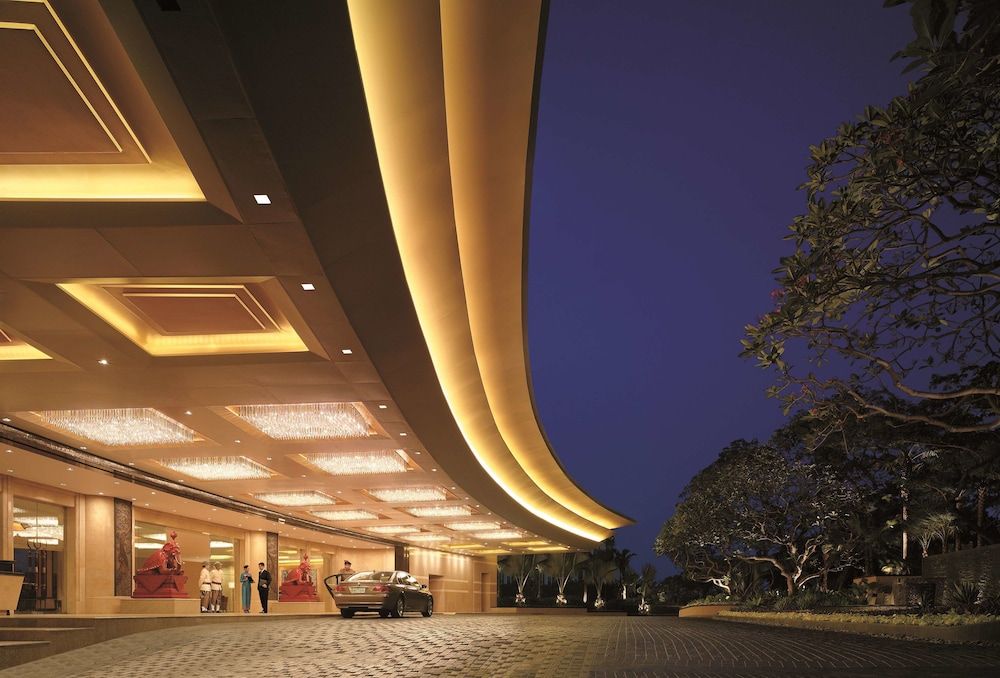 undefined Shangri-La Bangkok 4