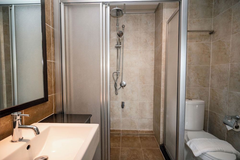 Ratana Hotel Chalong Superior Room 13