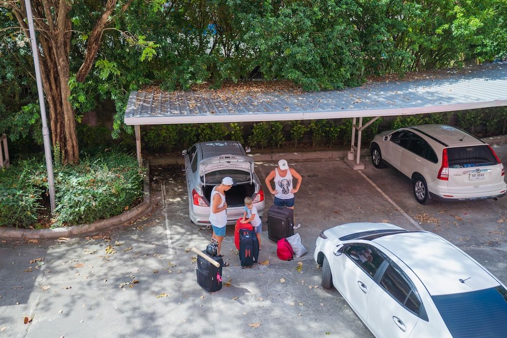 undefined Ratana Apart Hotel at Chalong 6