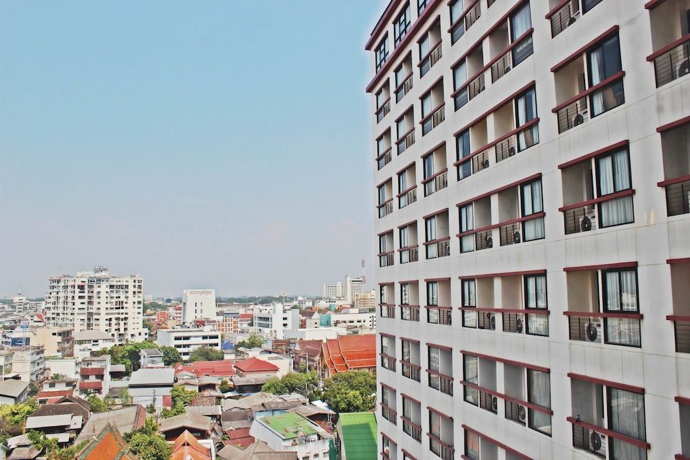 undefined Amora Hotel Tapae Chiang Mai 4
