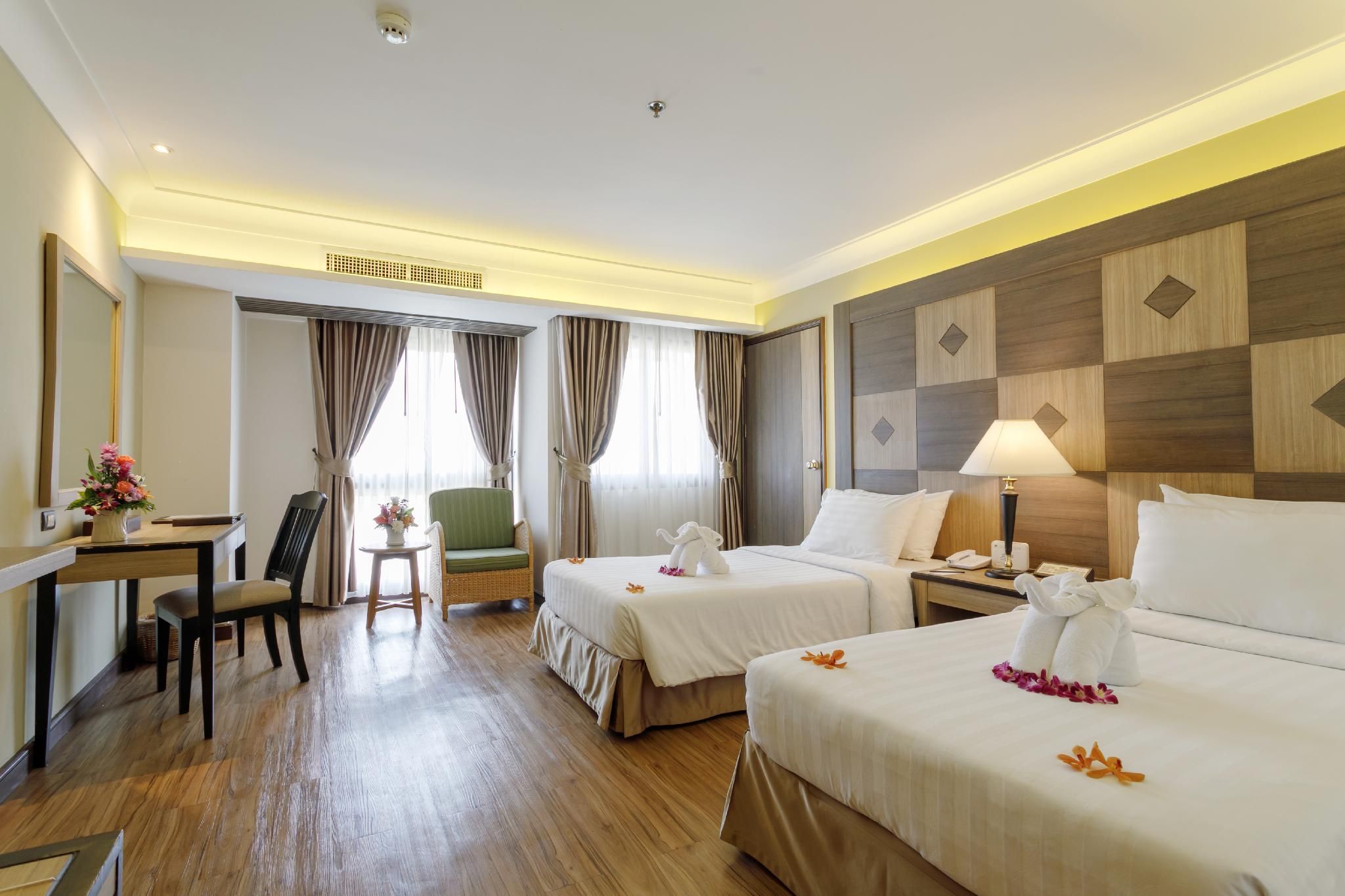 undefined Amora Tapae Hotel 8