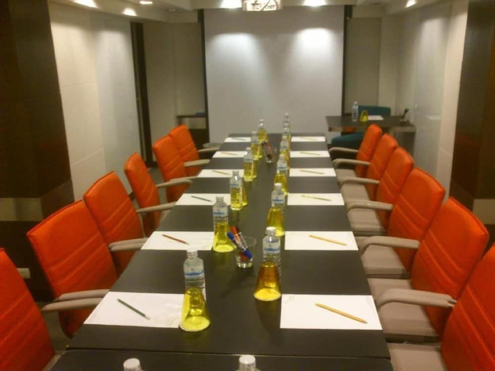 undefined FX Hotel Metrolink Makkasan 8