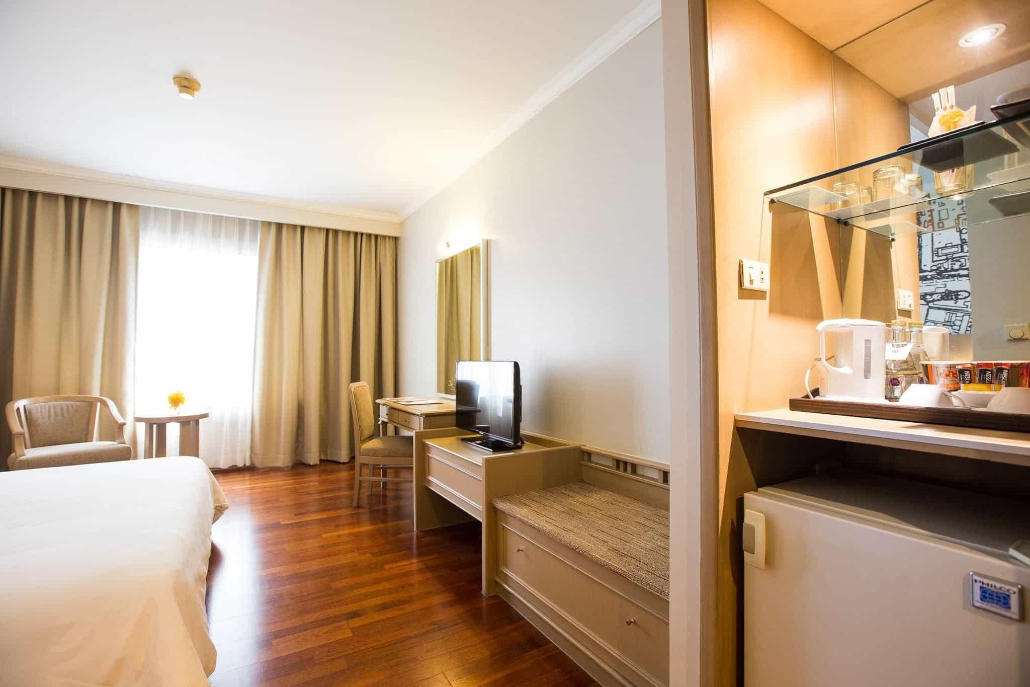 Avani Ratchada Bangkok Hotel Deluxe Room 3