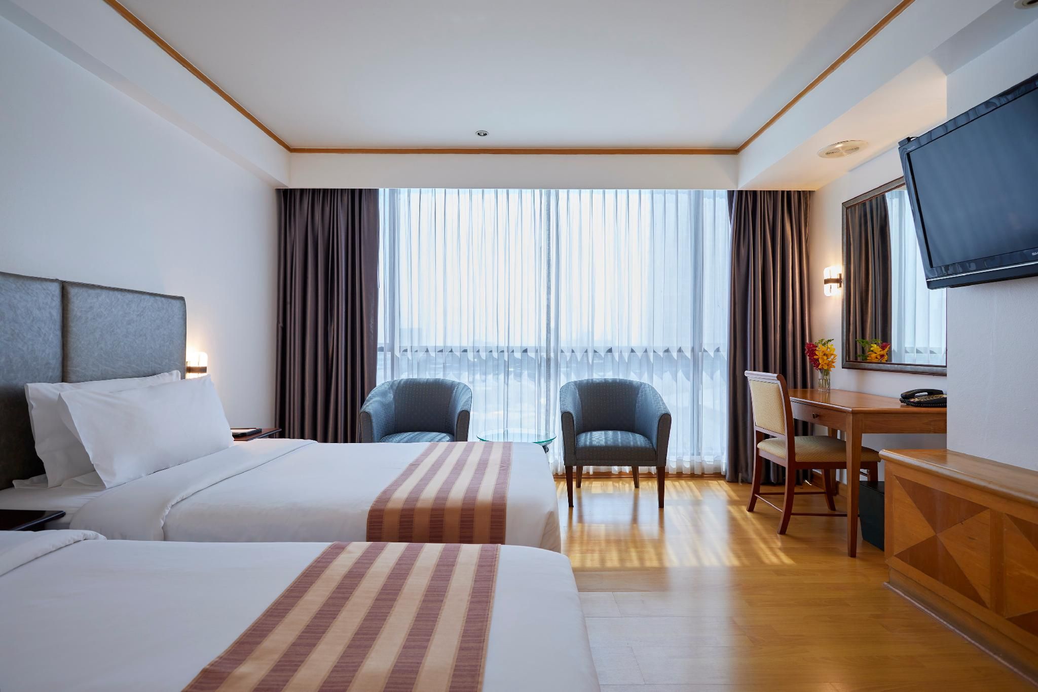 The Four Wings Hotel Bangkok Superior Room Double or Twin 6