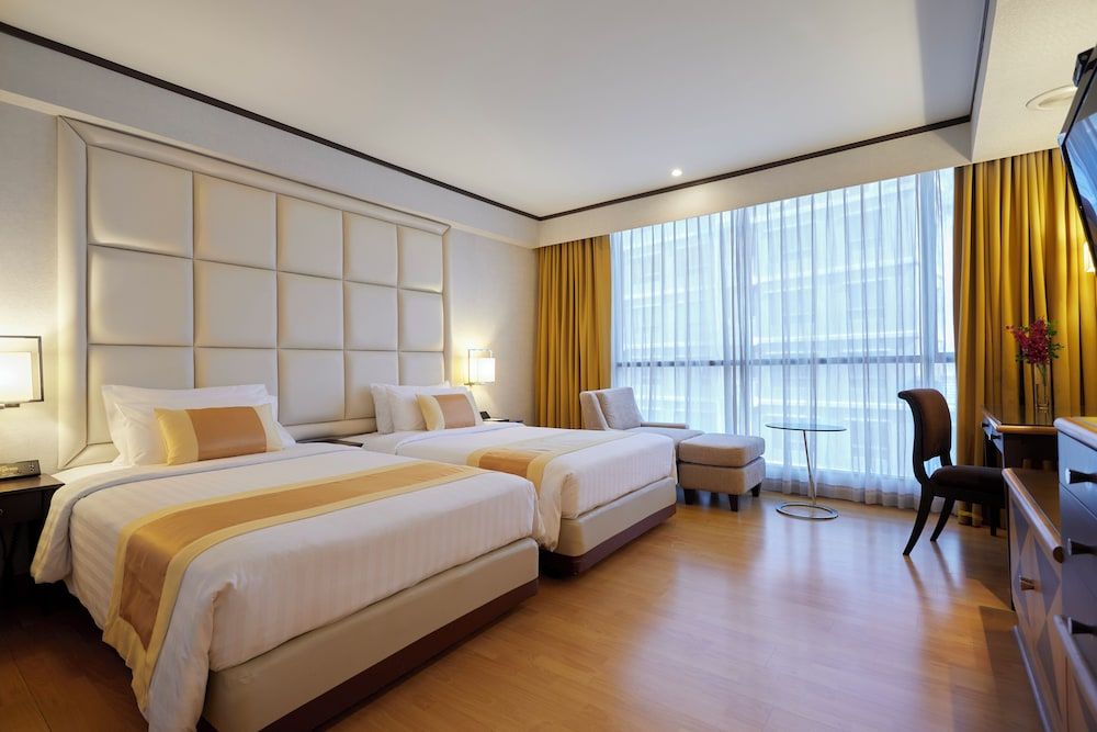 undefined The Four Wings Hotel Bangkok 10