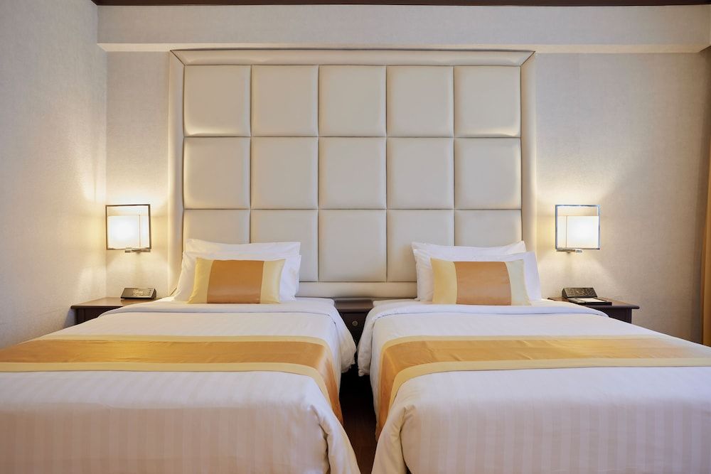undefined The Four Wings Hotel Bangkok 10