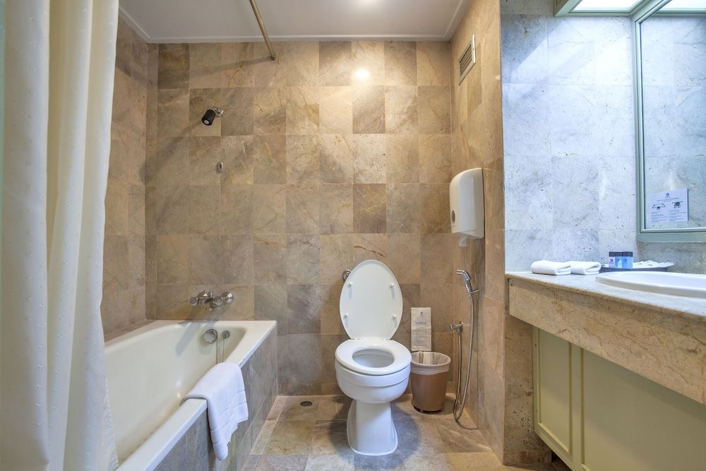 Cholchan Pattaya Beach Resort Moonlight Room 6