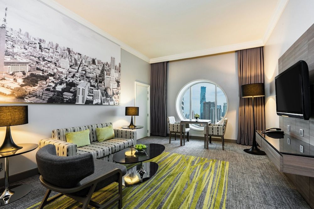undefined Holiday Inn Bangkok Silom by IHG 4