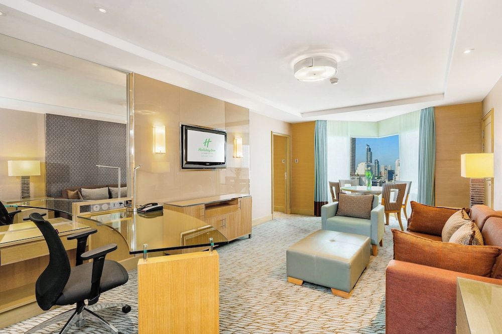 undefined Holiday Inn Bangkok Silom by IHG 3