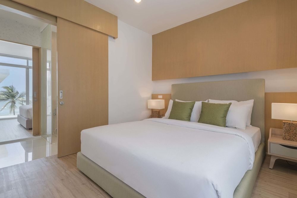 Tolani Le Bayburi Villas Pranburi Two-Bedroom Beachfront Pool Villa 2