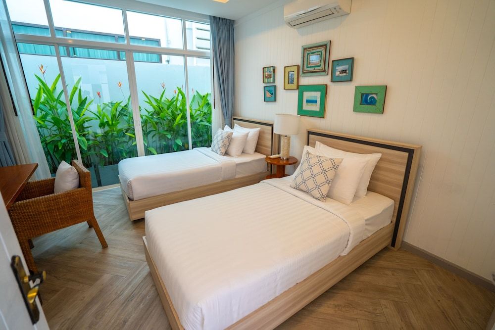 Tolani Le Bayburi Villas Pranburi Four-Bedroom Beachfront Pool Villa 7