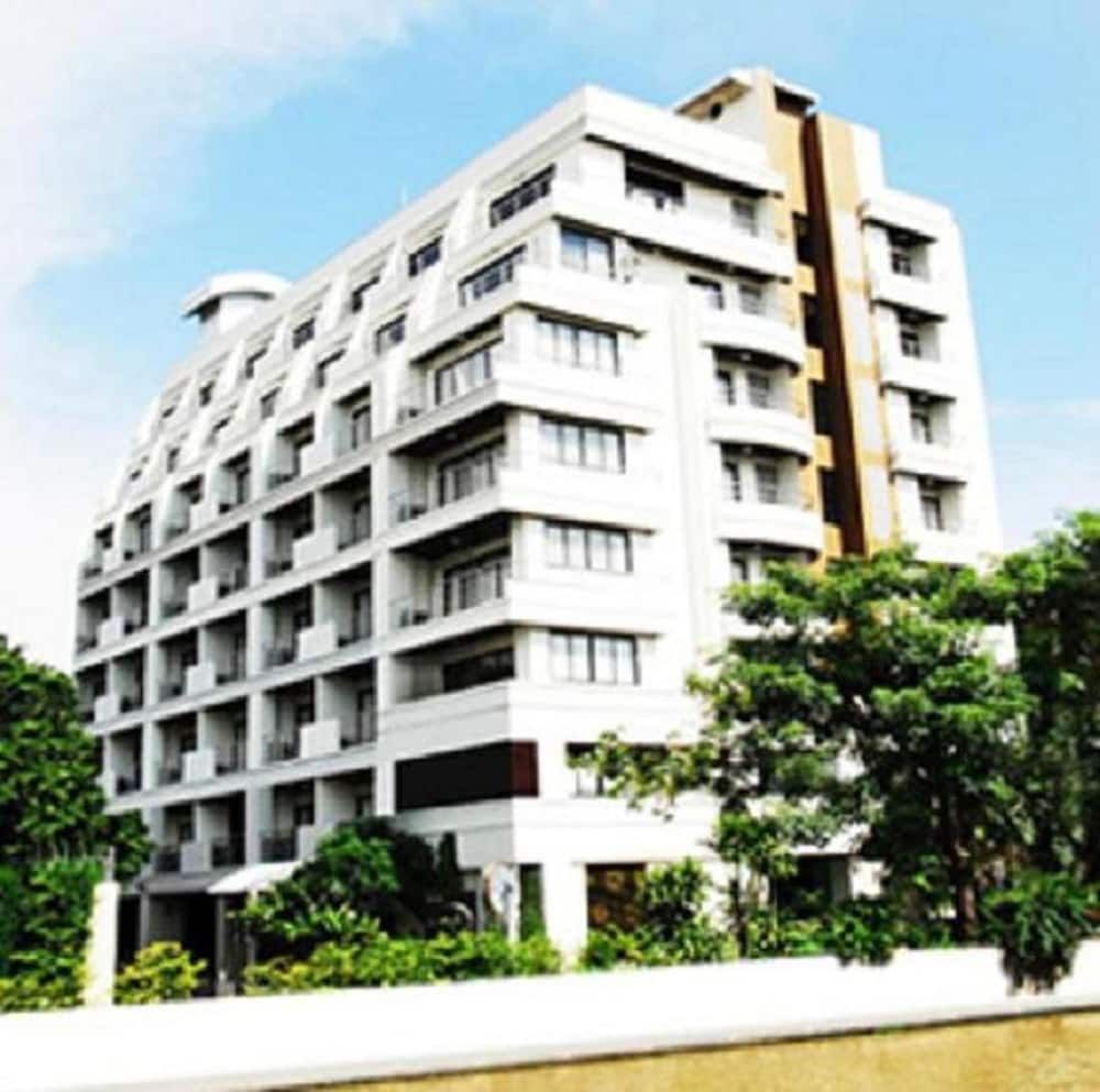 undefined Ziniza The Boutique Service Apartment 3