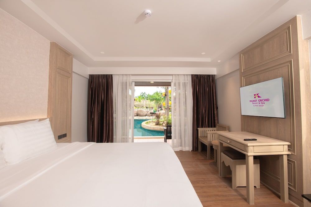 Phuket Orchid Resort  Room, Pool Access