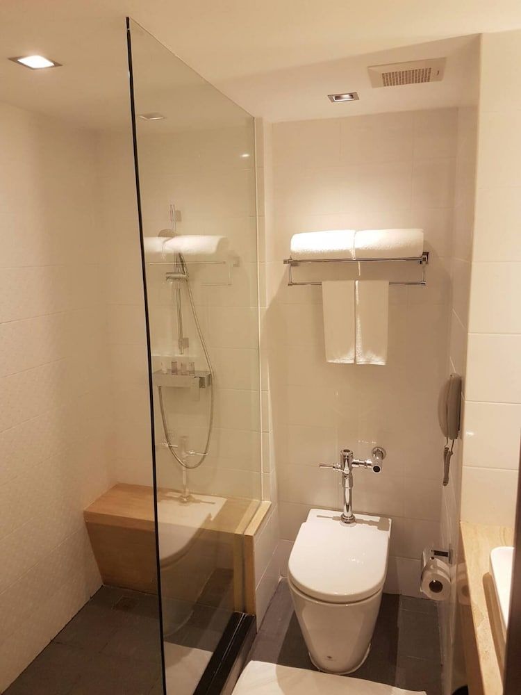 Louis' Tavern Hotel Don Muang Superior Room 7