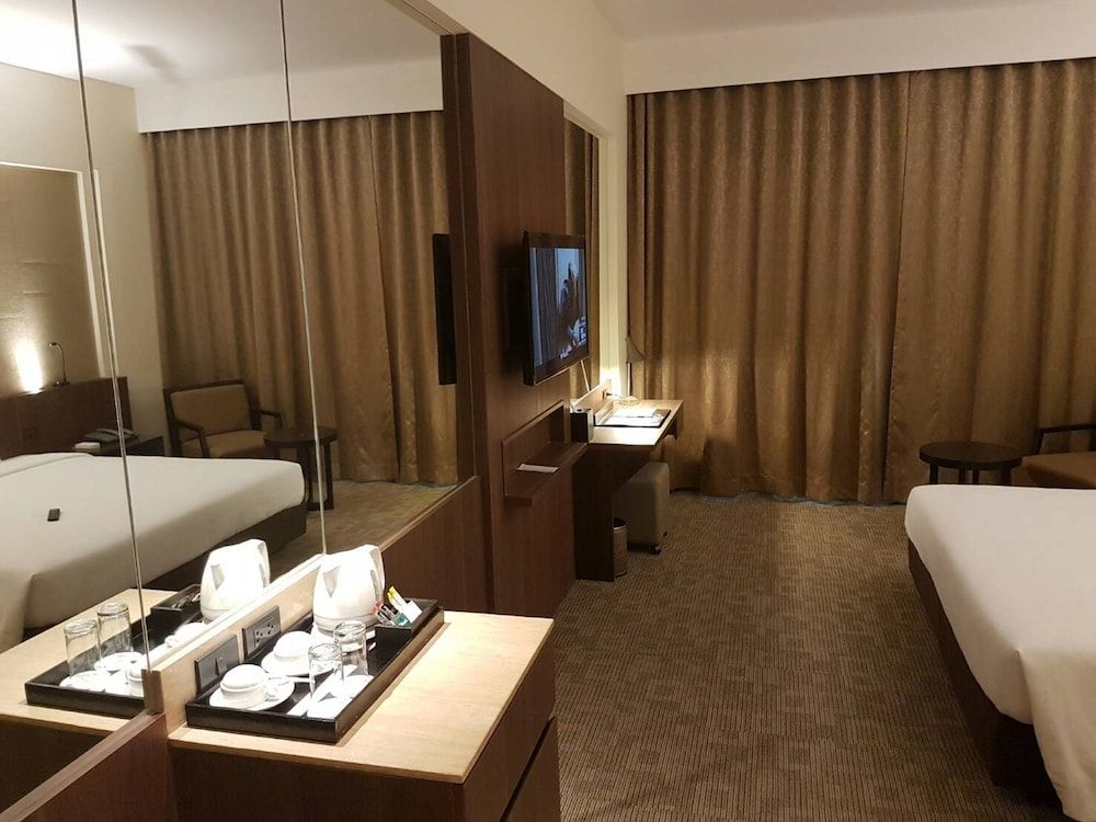 Louis' Tavern Hotel Don Muang Superior Room 9