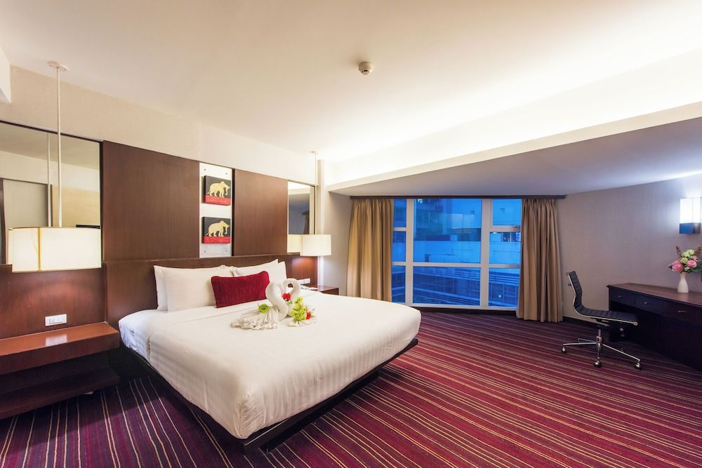 undefined Ambassador Bangkok Hotel 4
