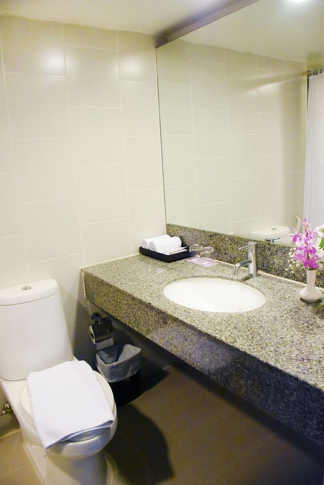 undefined Ambassador Bangkok Hotel 9