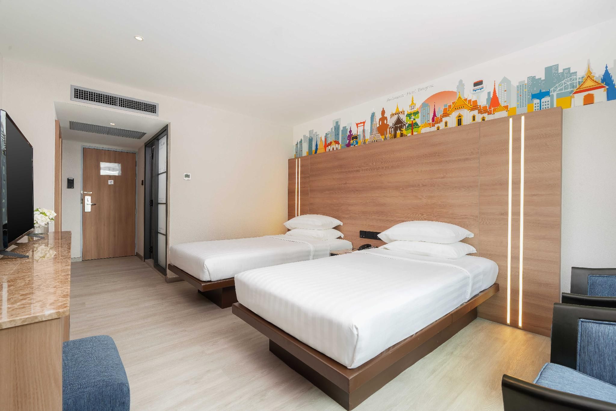 Ambassador Bangkok Hotel Metro Plus Twin Room (Newly Renovated)